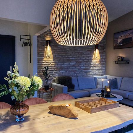 Broncks Apartment 1 - Modern 2-Bedroom In The Heart Of Tórshavn Exteriör bild